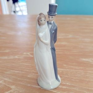 Lladro NAO Vintage Cake Topper